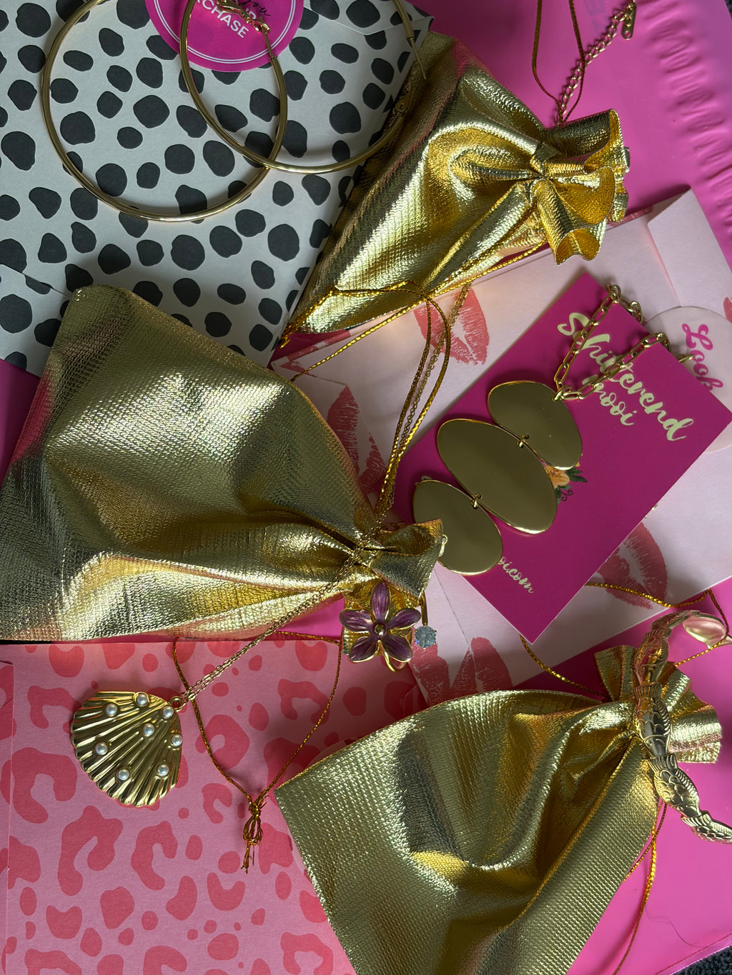 the SUNKISSED box - pre-order